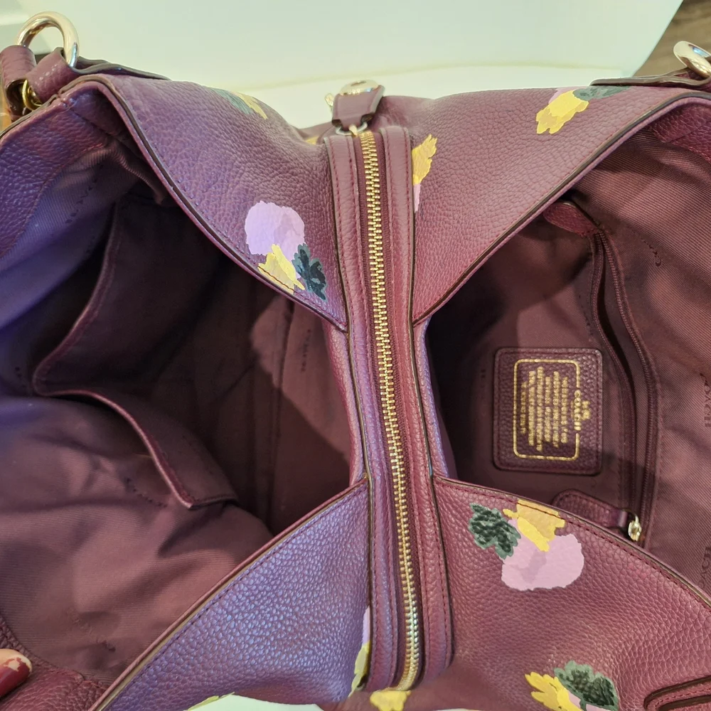 EUC Coach Plum Floral Edie Pebbled Leather Bag w/ Dust Bag (Gold Key Chain) - Picture 4 of 6